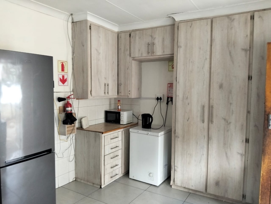 17 Bedroom Property for Sale in Universitas Free State